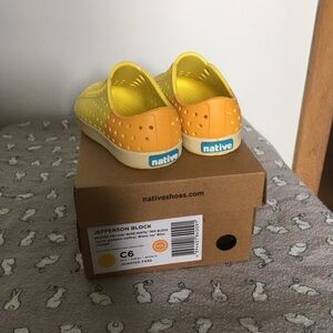 Native, Jefferson shoes size C6
